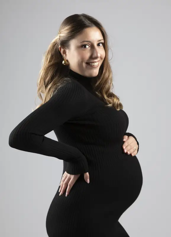 shooting photo grossesse : maman et son gros ventre !
